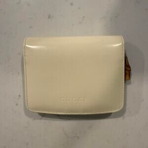 Cream leather gucci wallet
